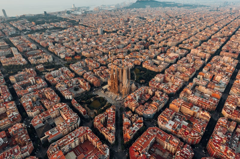 Palma de Mallorca: la crisis de vivienda que está vaciando los hoteles y restaurantes de personal